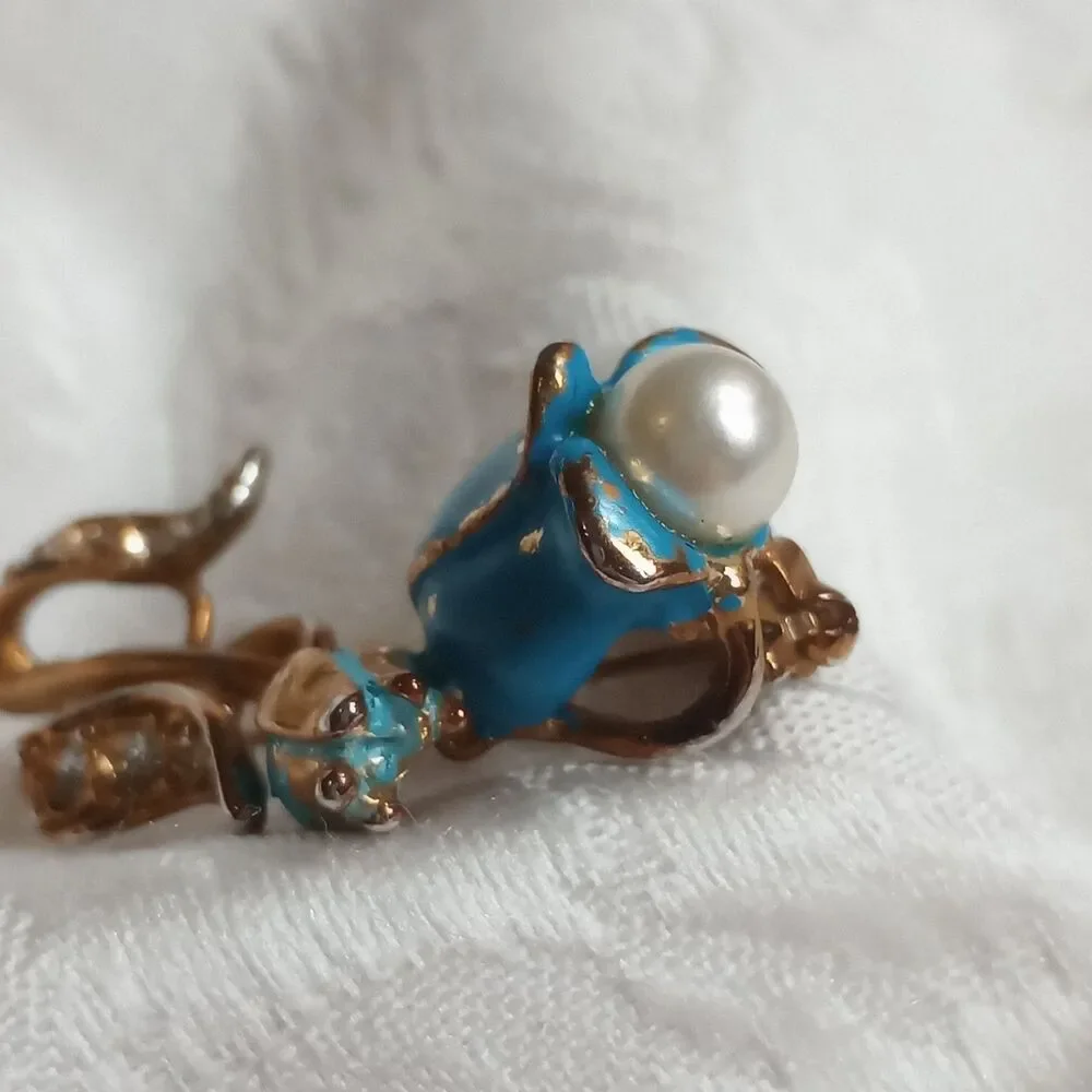 Enameled Teal Vintage Tulip Flower Brooch, Rhinestones faux pearl pot metal 2.5